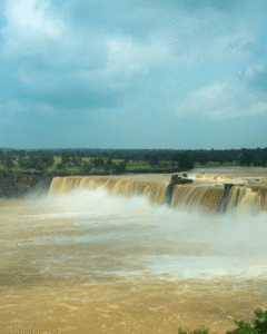 Read more about the article Beyond the Tourist Trail: A Road Trip Through Chhattisgarh’s Tribal & Royal History